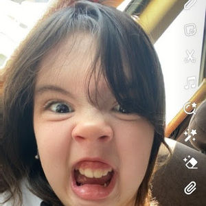 Meet your Posher, Miki